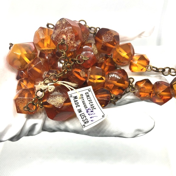 VTG BALTIC COGNAC AMBER NECKLACE FACETED BEADS - Picture 3 of 8
